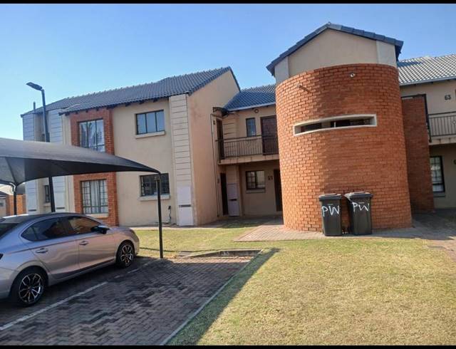 1 BEDROOM APARTMENT FOR SALE IN THE ORCHARDS